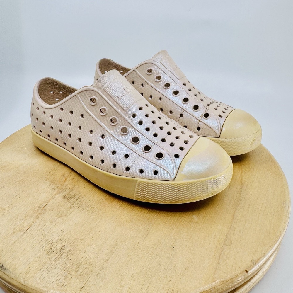 Native Jefferson Shoes Pink Girls Size c 12 c12 Slip On Water Casual - Picture 2 of 6